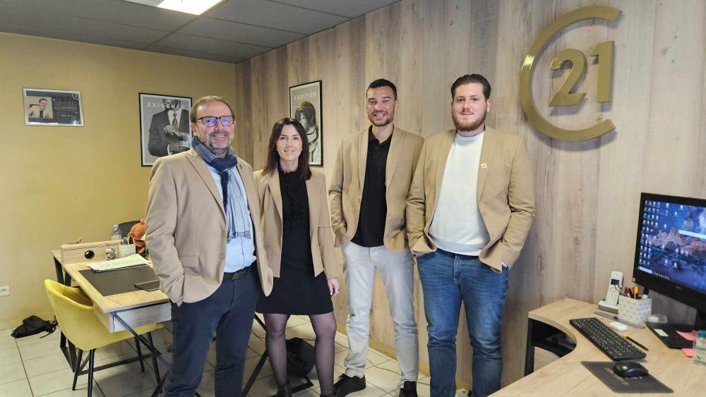 l'équipe de l'agence Lagnieu Immobilier