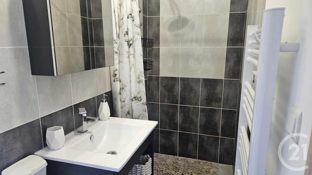 Appartement F2 à louer - 2 pièces - 46.6 m2 - STE JULIE - 01 - RHONE-ALPES - Century 21 Lagnieu Immobilier