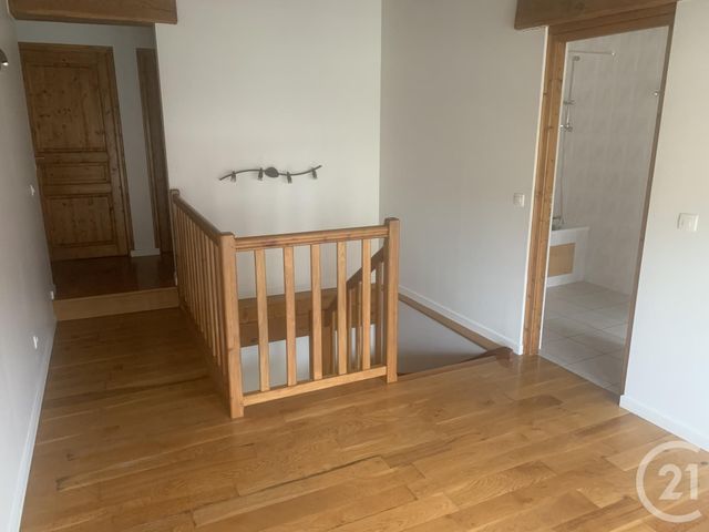 Appartement F4 à louer - 4 pièces - 110.0 m2 - LAGNIEU - 01 - RHONE-ALPES - Century 21 Lagnieu Immobilier