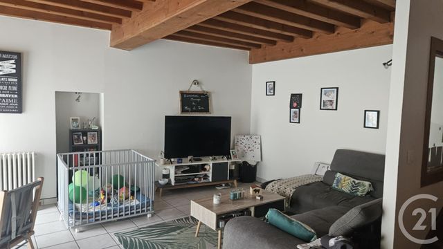 Appartement F4 à louer - 4 pièces - 110.0 m2 - LAGNIEU - 01 - RHONE-ALPES - Century 21 Lagnieu Immobilier