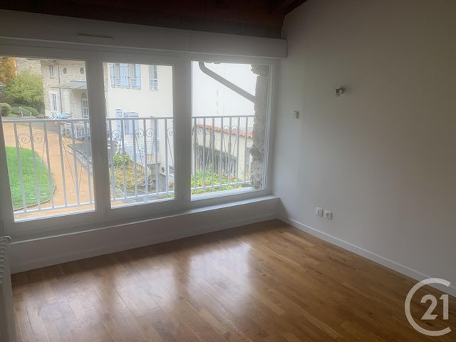 Appartement F4 à louer - 4 pièces - 110.0 m2 - LAGNIEU - 01 - RHONE-ALPES - Century 21 Lagnieu Immobilier