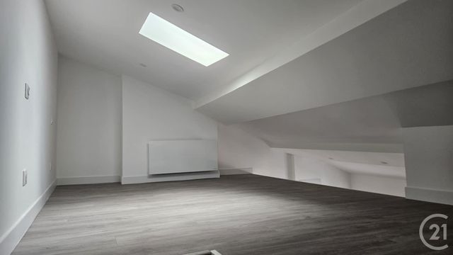 Afficher la photo en grand Appartement à louer - 2 pièces - 30.0 m2 - LAGNIEU - 01 - RHONE-ALPES - Century 21 Lagnieu Immobilier