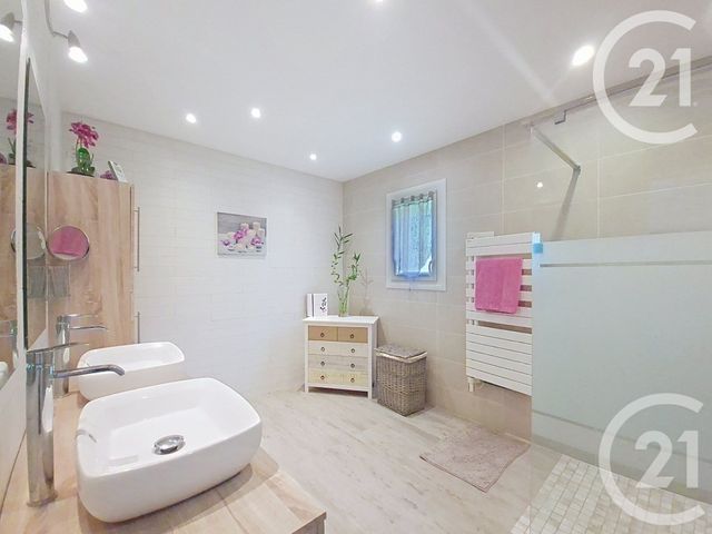 maison à vendre - 5 pièces - 147.36 m2 - ST SORLIN EN BUGEY - 01 - RHONE-ALPES - Century 21 Lagnieu Immobilier