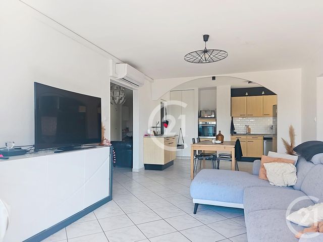 Appartement F5 à vendre - 5 pièces - 111.0 m2 - LAGNIEU - 01 - RHONE-ALPES - Century 21 Lagnieu Immobilier