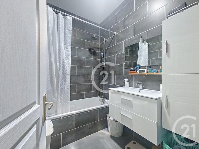 Appartement Duplex à vendre - 5 pièces - 98.9 m2 - LAGNIEU - 01 - RHONE-ALPES - Century 21 Lagnieu Immobilier