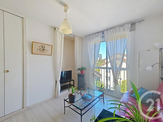 Appartement F6 à vendre - 5 pièces - 132.0 m2 - LAGNIEU - 01 - RHONE-ALPES - Century 21 Lagnieu Immobilier