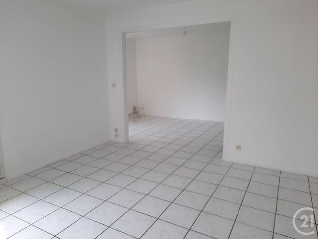 Appartement F5 à vendre - 5 pièces - 103.0 m2 - LAGNIEU - 01 - RHONE-ALPES - Century 21 Lagnieu Immobilier Appartement F5 à vendre - 5 pièces - 103.0 m2 - LAGNIEU - 01 - RHONE-ALPES - Century 21 Lagnieu Immobilier