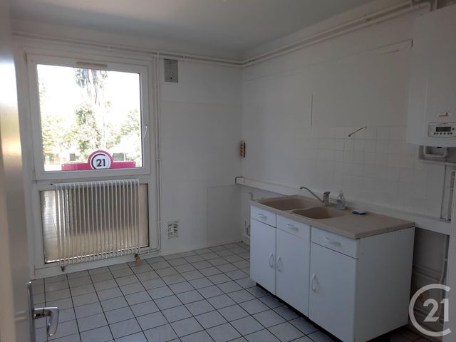 Appartement F5 à vendre - 5 pièces - 103.0 m2 - LAGNIEU - 01 - RHONE-ALPES - Century 21 Lagnieu Immobilier Appartement F5 à vendre - 5 pièces - 103.0 m2 - LAGNIEU - 01 - RHONE-ALPES - Century 21 Lagnieu Immobilier