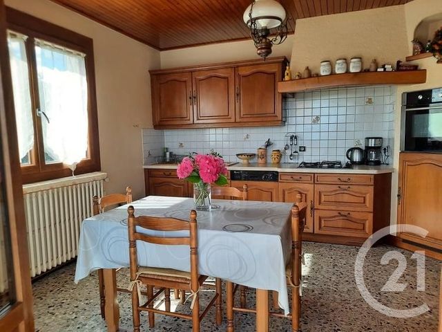 Afficher la photo en grand maison à vendre - 8 pièces - 130.0 m2 - LAGNIEU - 01 - RHONE-ALPES - Century 21 Lagnieu Immobilier