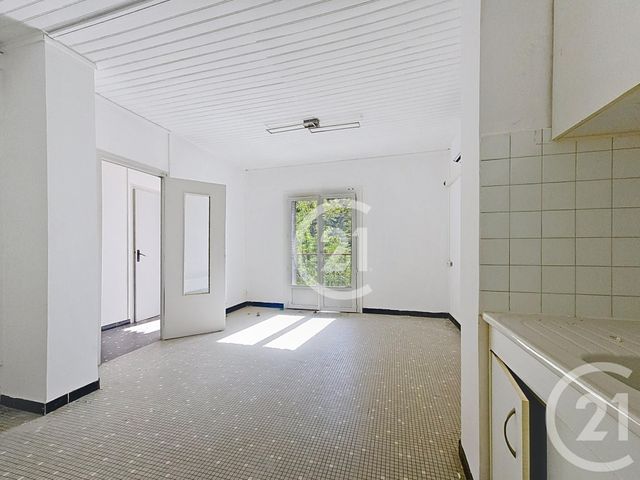 Appartement à louer - 3 pièces - 48.0 m2 - ST SORLIN EN BUGEY - 01 - RHONE-ALPES - Century 21 Lagnieu Immobilier