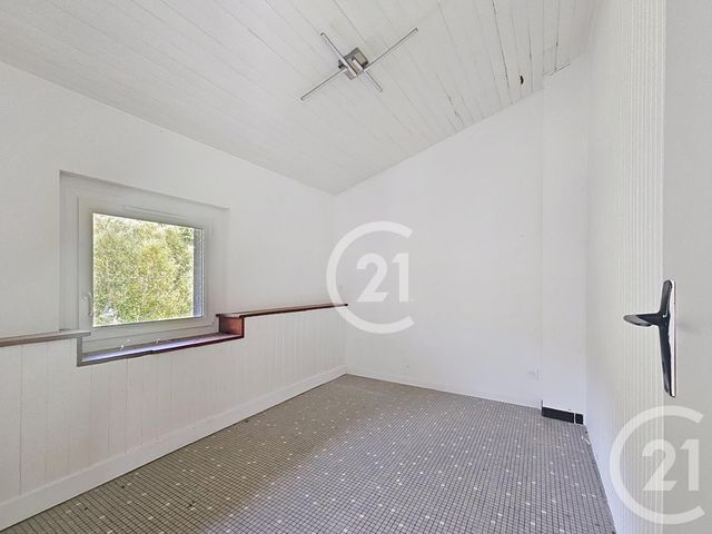 Appartement à louer - 3 pièces - 48.0 m2 - ST SORLIN EN BUGEY - 01 - RHONE-ALPES - Century 21 Lagnieu Immobilier