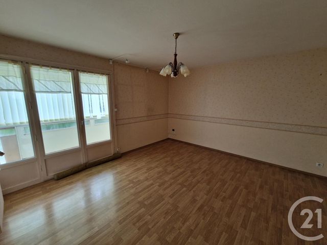 Appartement T4 à vendre - 4 pièces - 71.92 m2 - LAGNIEU - 01 - RHONE-ALPES - Century 21 Lagnieu Immobilier