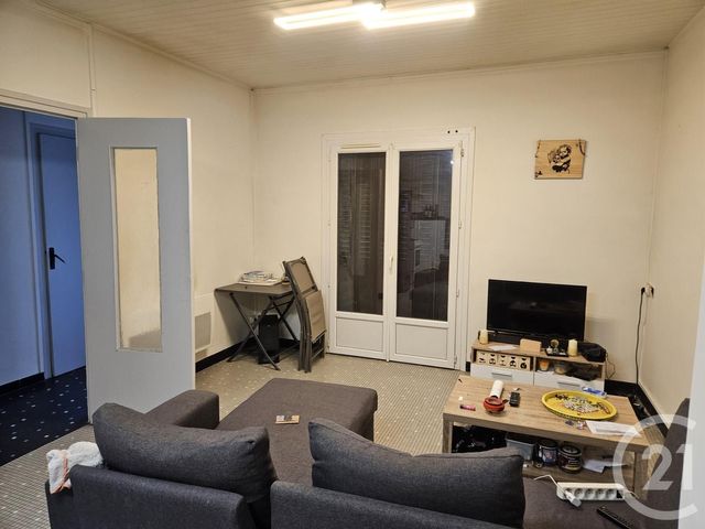 Appartement F3 à vendre - 3 pièces - 43.0 m2 - ST SORLIN EN BUGEY - 01 - RHONE-ALPES - Century 21 Lagnieu Immobilier